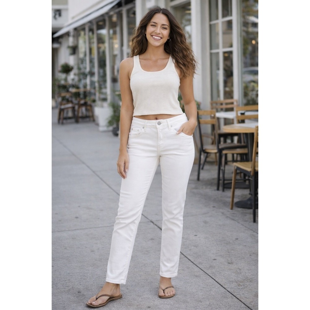 Level 99 Lily Skinny‎ Straight White Jeans Size 27 Mid Rise Stretch